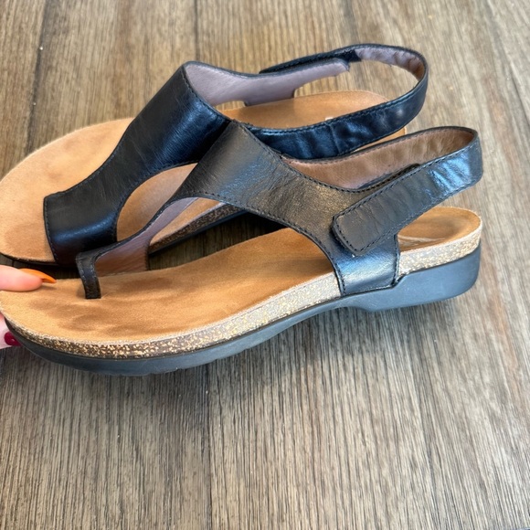 Dansko black sandals - Picture 2 of 6